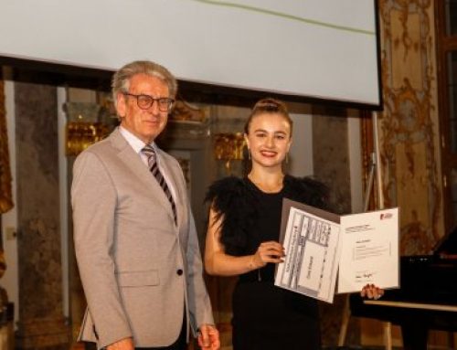 Cora Eckardt erhält den Maureen-Denman-Preis für Ballett von den Theaterfreunden Augsburg